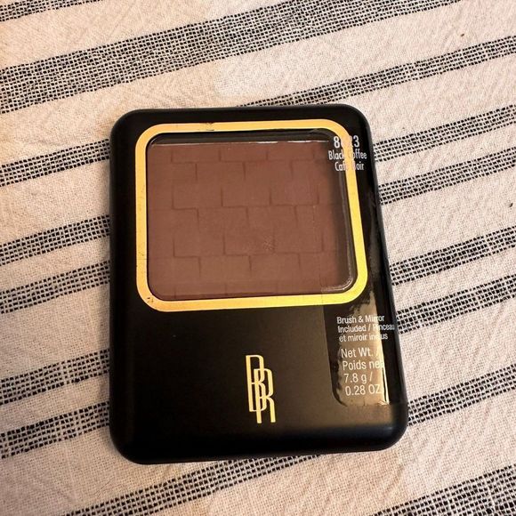 $ Black Radiance $ Black Coffee Pressed Powder - Picture 2 of 3